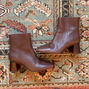 Dolce Vita Fifi H20 boot. Dolce Vita WIDE but fits like a true 11